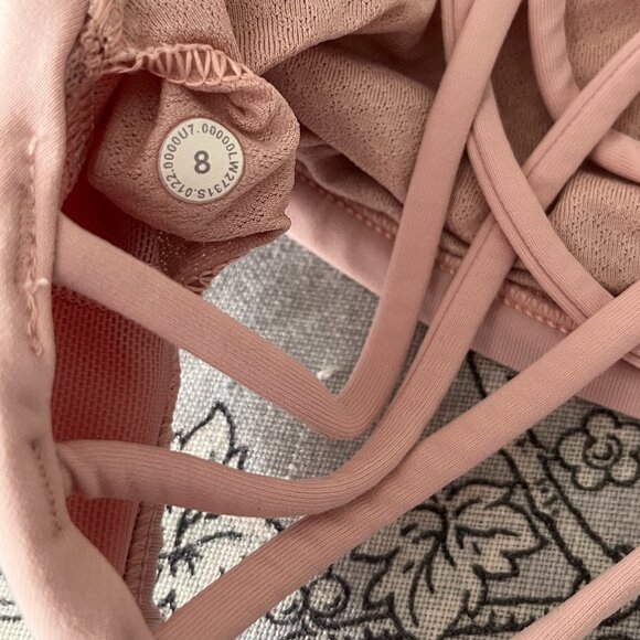 Lululemon Free To Be Bra (Wild) pink size 8 rare - Picture 9 of 9